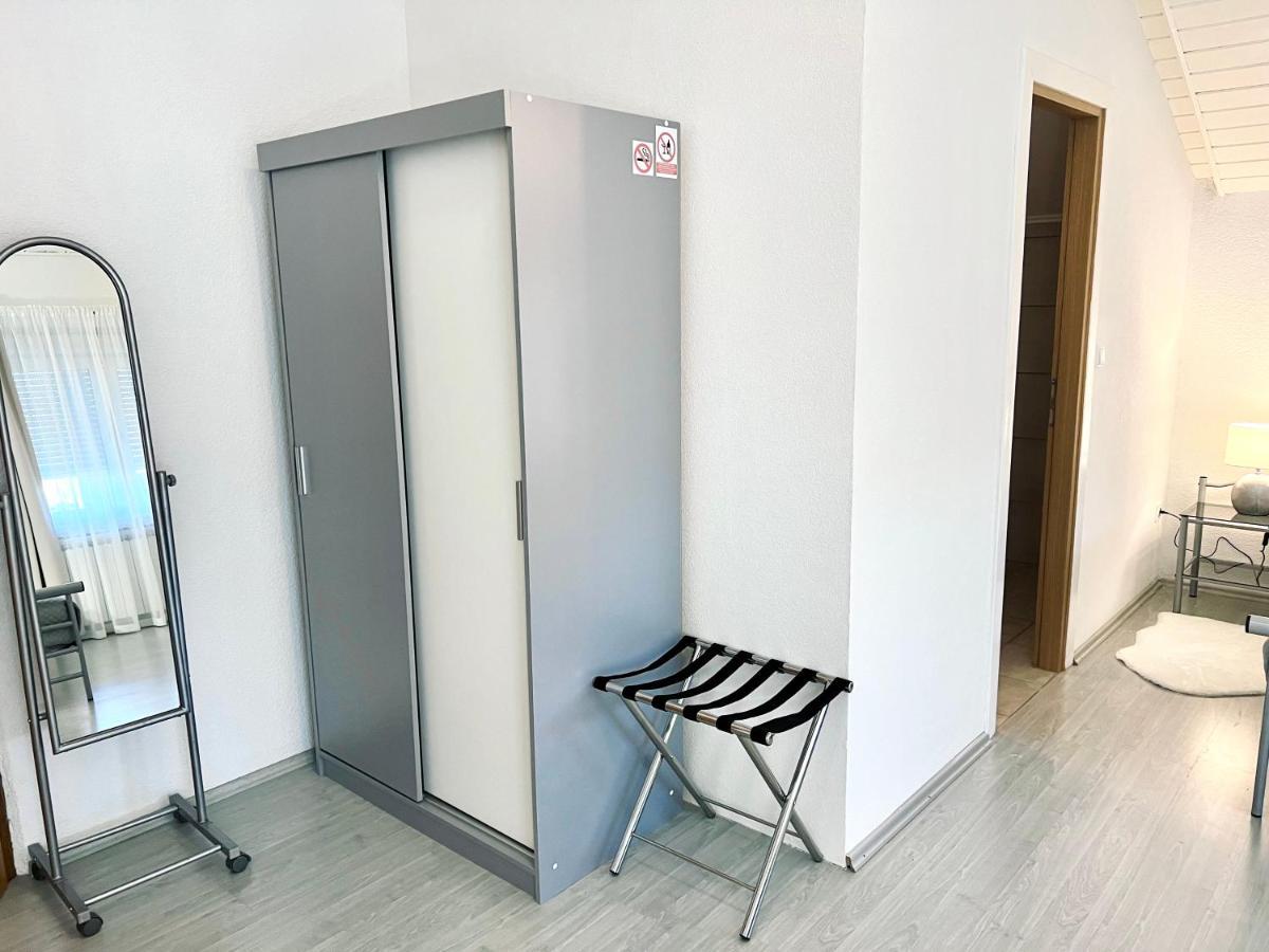 Rooms Mirabella Rakovica Kültér fotó